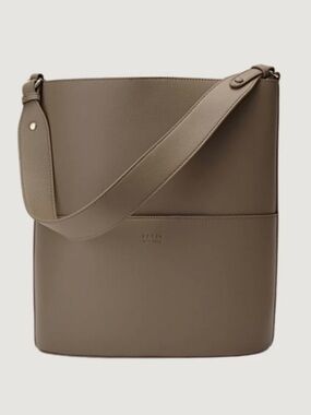 Freja Tall Tote in Taupe